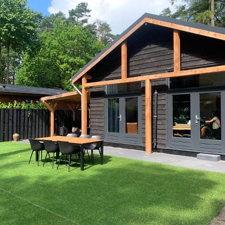 Vakantiehuis Veluws Genieten Met Whirlpool En Sauna Doornspijk Exterior photo